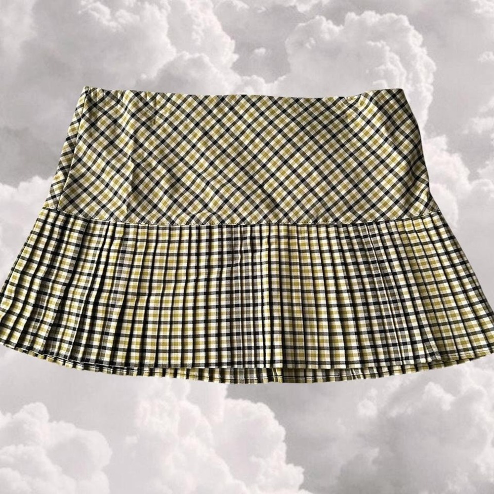 2000s Y2K preppy pleated low rise yellow mini skirt size L